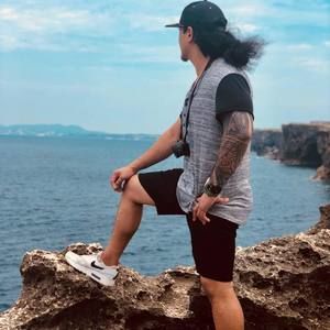 Meet your Posher, Barry